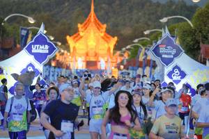 BIB: 5031, 072
                            <button type="button" onclick="openModal(22466685)" class="btn btn-primary btn-sm float-right btn-popup" data-toggle="modal" data-target=".modal-high-quality">
                        <i class="fas fa-shopping-cart"></i> Add to Cart
                    </button>
                                            <button type="button" onclick="isThisMe(22466685, true)" class="btn btn-success btn-sm float-right btn-popup btn-isme hidden" data-toggle="tooltip" data-placement="bottom" title="นี่คือรูปของคุณใช่ไหม คลิกที่นี่เพื่อเอาเข้าอัลบั้ม">
                        <i class="fas fa-plus"></i> Add to album
                    </button>
                    <button type="button" onclick="isThisMe(22466685, false)" class="btn btn-warning btn-sm float-right btn-popup btn-isnotme hidden">
                        <i class="fas fa-ban"></i> Remove from album
                    </button>